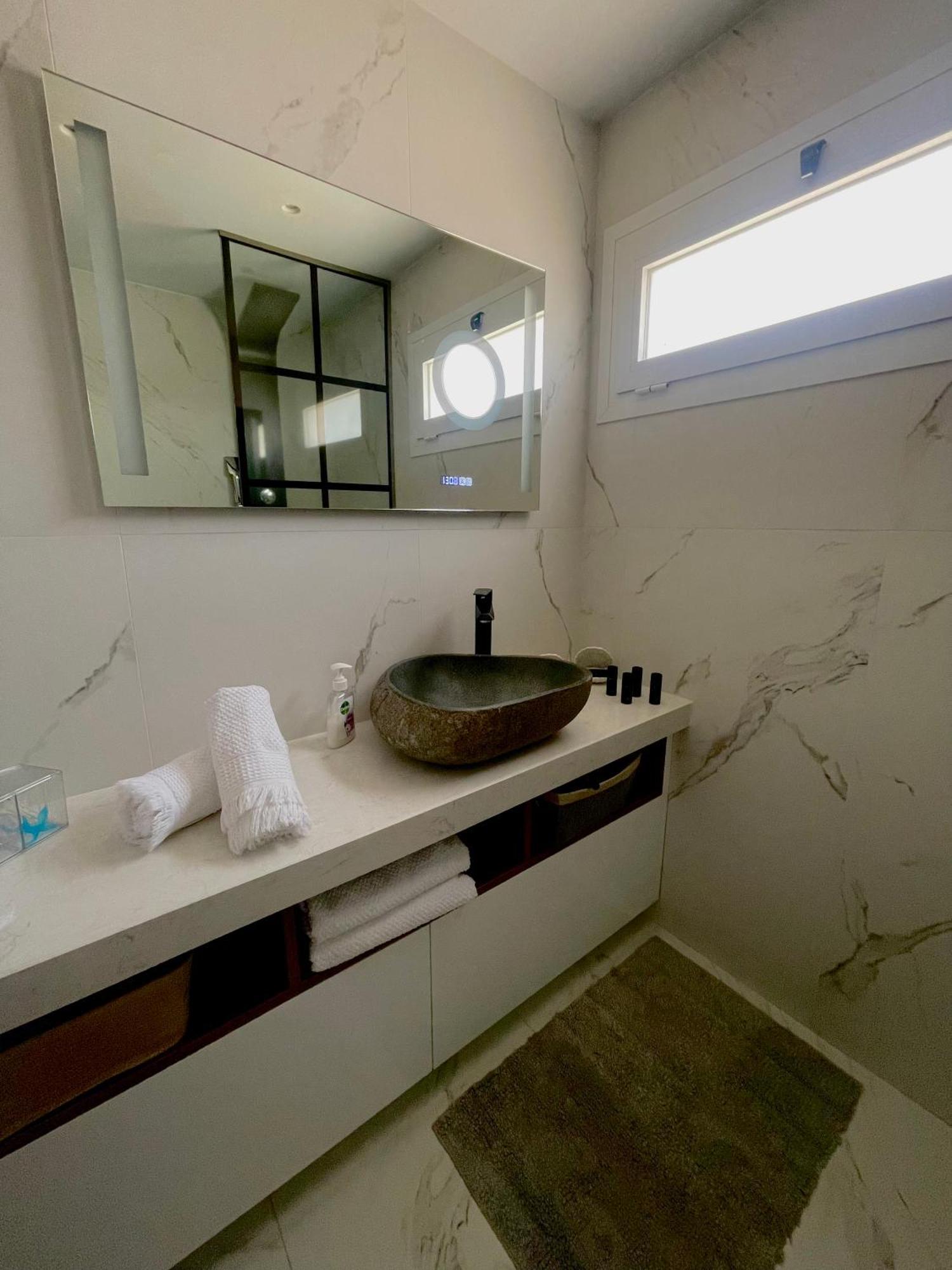 דירות Nea Alikarnassos Knd Living Concept - Penthouse מראה חיצוני תמונה